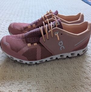 On Cloud 2.0 Running Shoes Women's Size 9